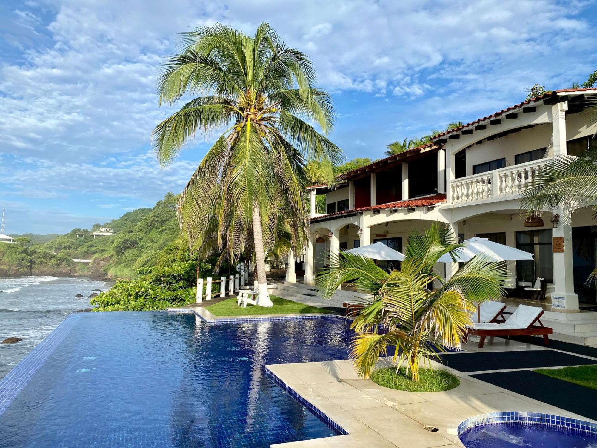 Vista Las Olas Resort El Cuco Buitenkant foto